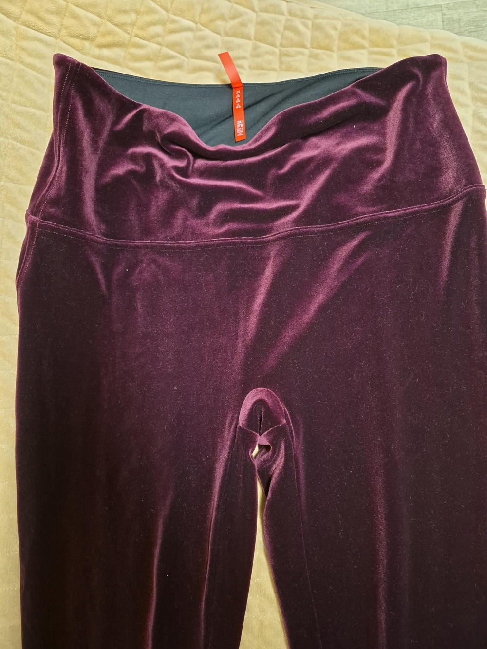 SPANX Velvet High-Waist Leggings - Plum